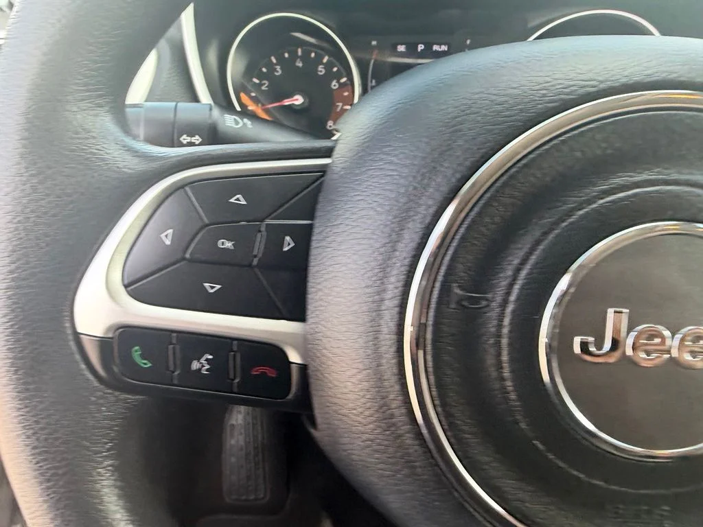 Certified Used 2018 Green Jeep Sport image 14