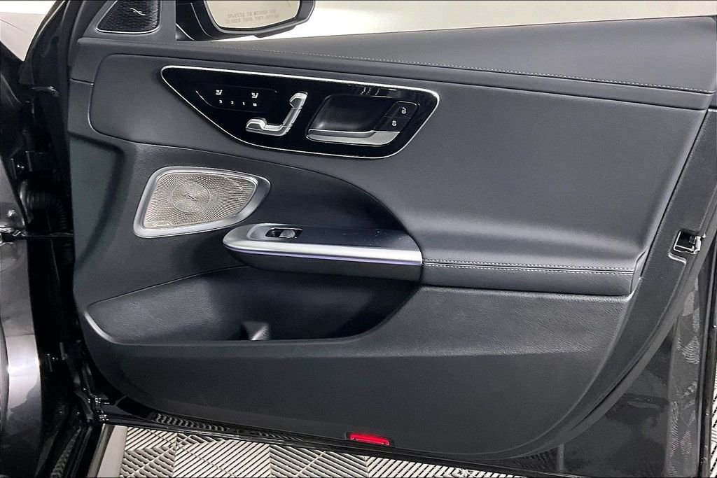 2026 Mercedes-Benz C-Class Sedan C 300 - Photo 16
