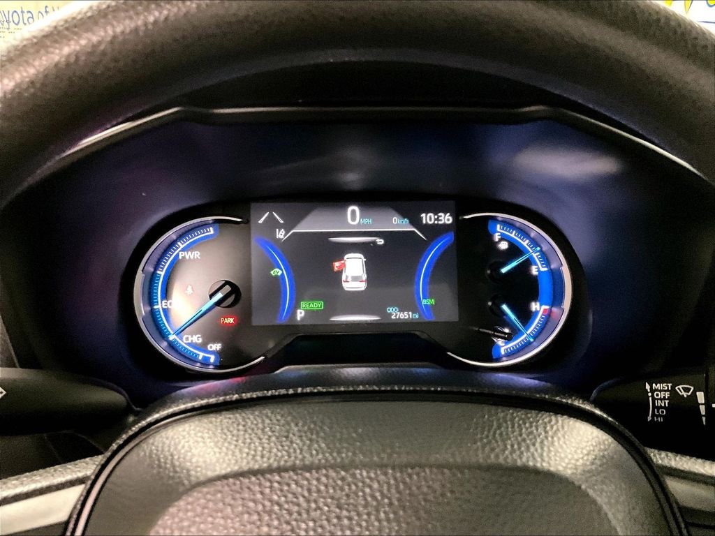 Used 2025 Silver Toyota XLE image 24