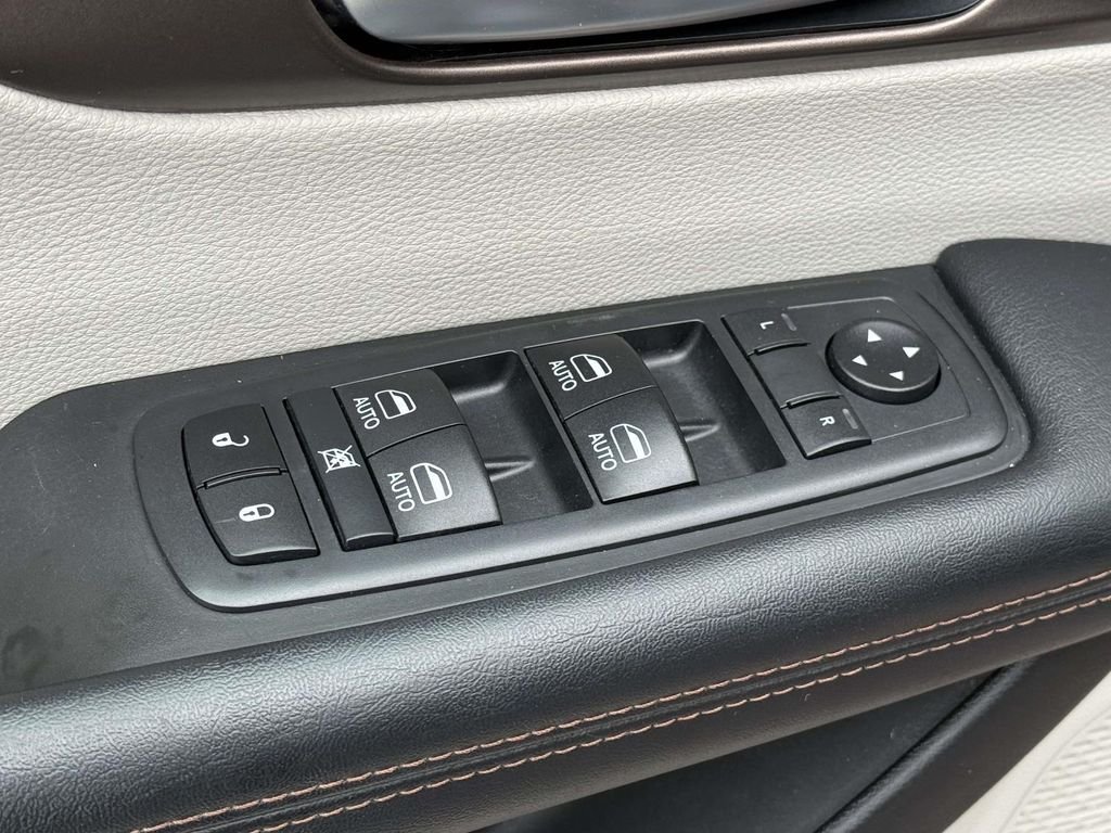 2019 Chrysler Pacifica Touring L Plus - Photo 30