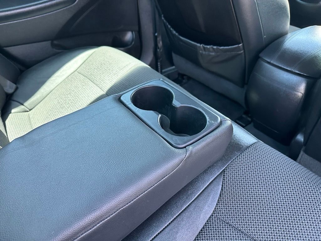 Used 2012 Black Hyundai SE image 18
