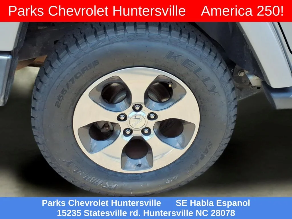 Certified Used 2017 Silver Jeep Unlimited Sahara image 33