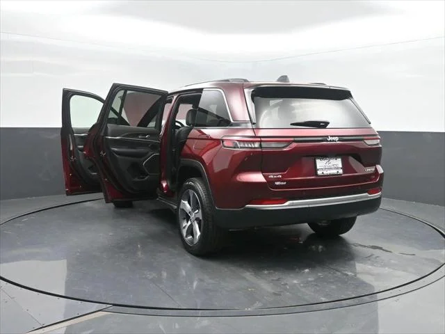 New 2026 Velvet Red Pearl-Coat Exterior Paint Jeep Limited image 46