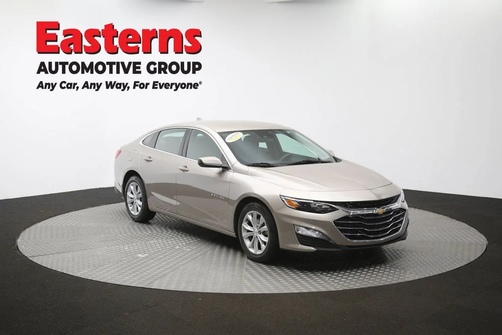 Used 2025 Gray Chevrolet LT image 49