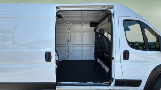 Used 2025 White Ram High Roof image 37