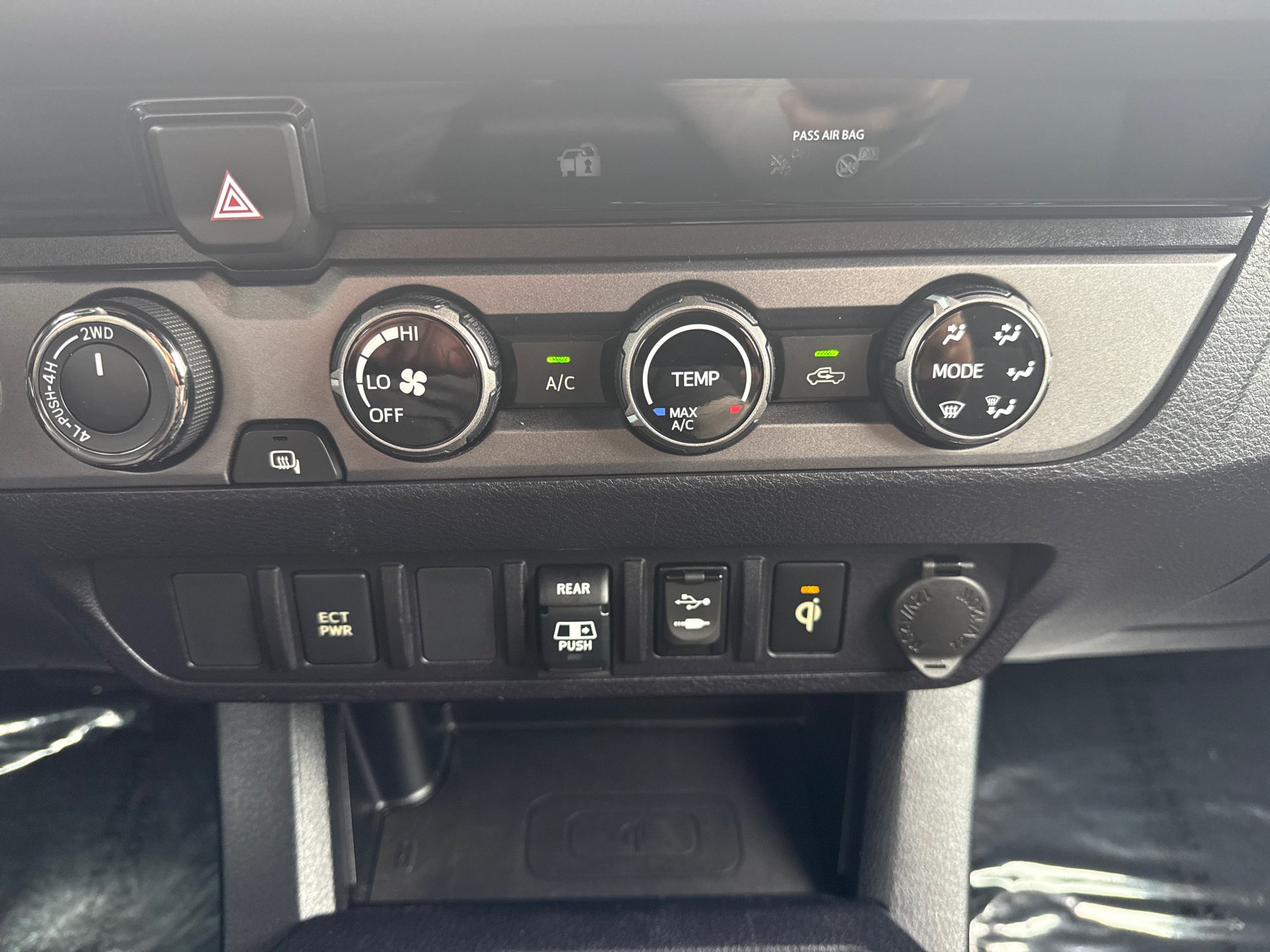 Certified Used 2018 Super White Toyota TRD Sport image 28