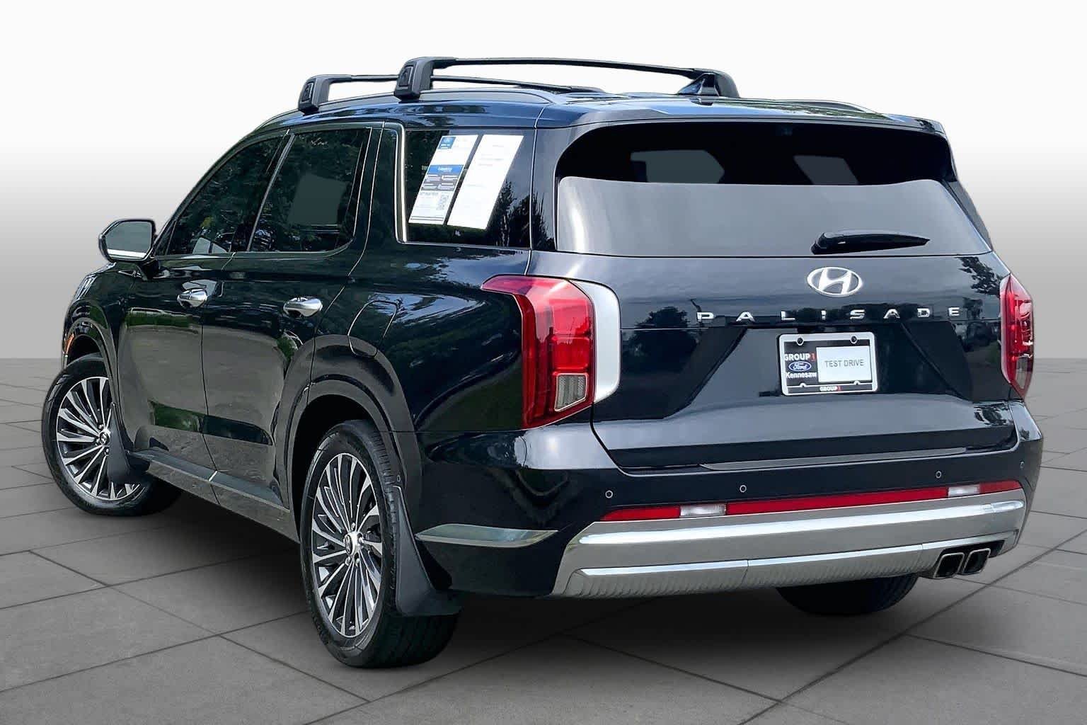 Used 2023 Moonlight Cloud Hyundai Calligraphy image 11