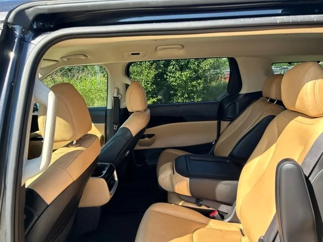 Used 2024  Kia EX image 9