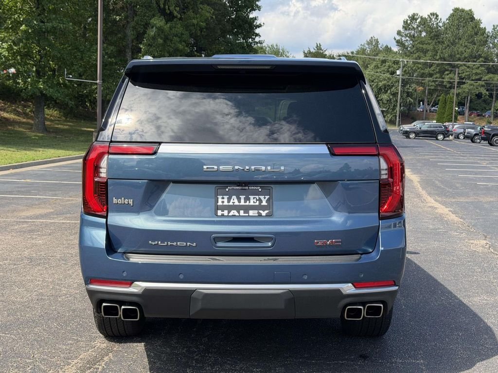 Used 2025 Blue GMC Denali image 21