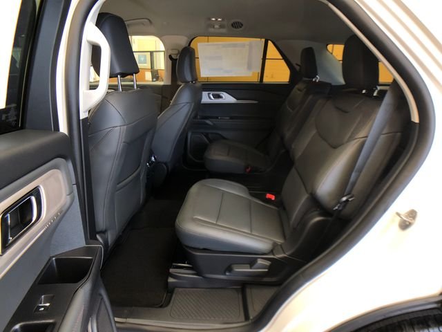 New 2026 Star White Metallic Tri-Coat Ford Active image 19