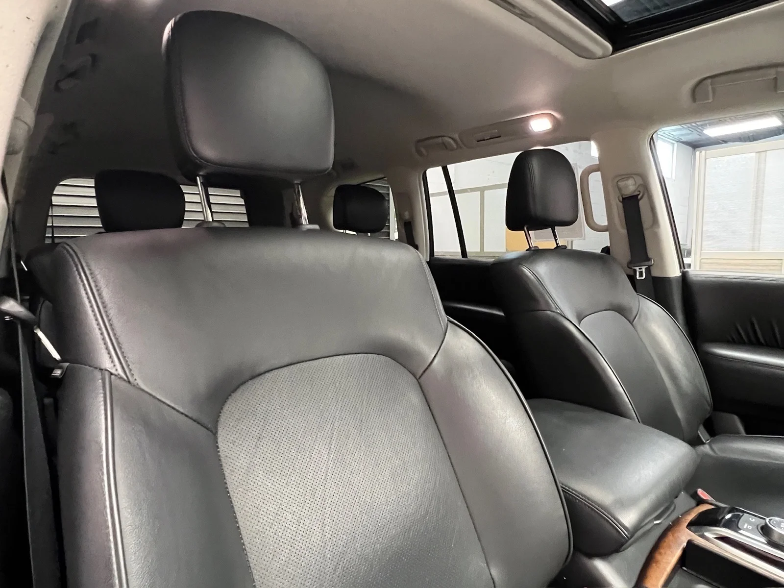 Used 2024 Hermosa Blue Pearl (bw5) Nissan SL image 25