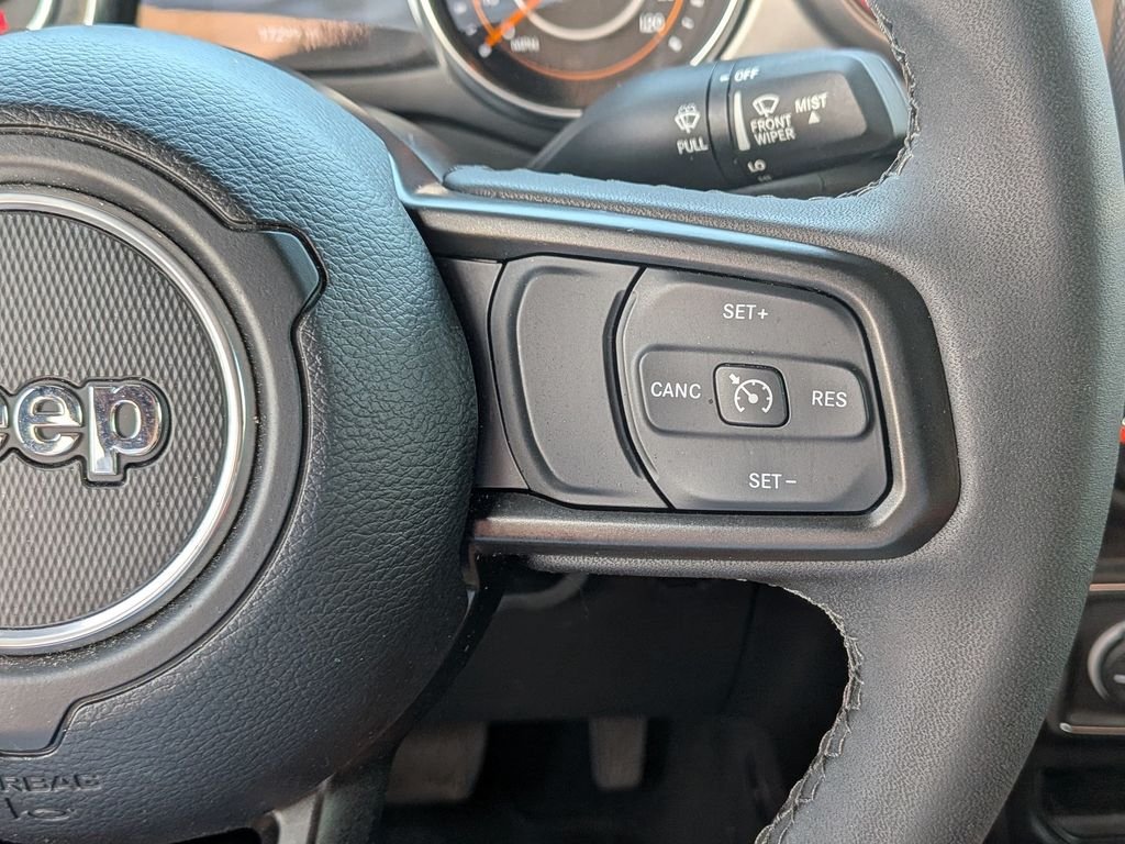 Used 2023 White Jeep Sport S image 20