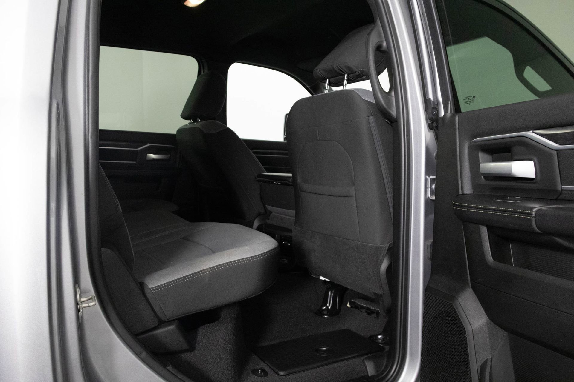 2024 RAM 2500 - Image 34