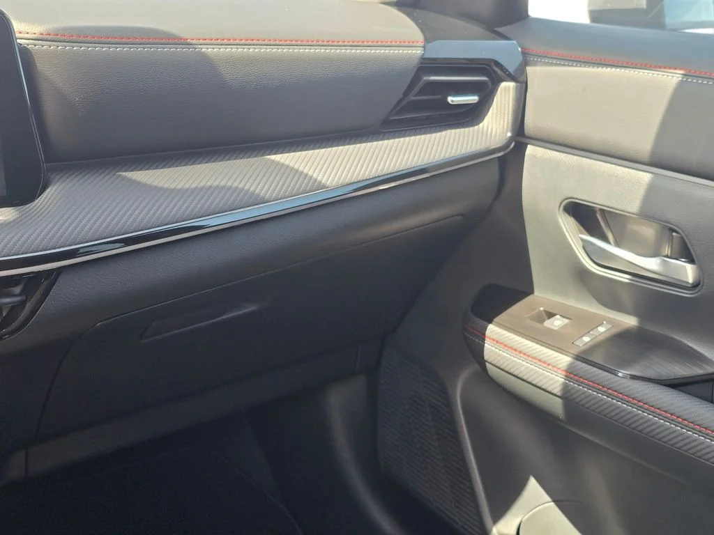 Used 2025 Gray Nissan SR image 23