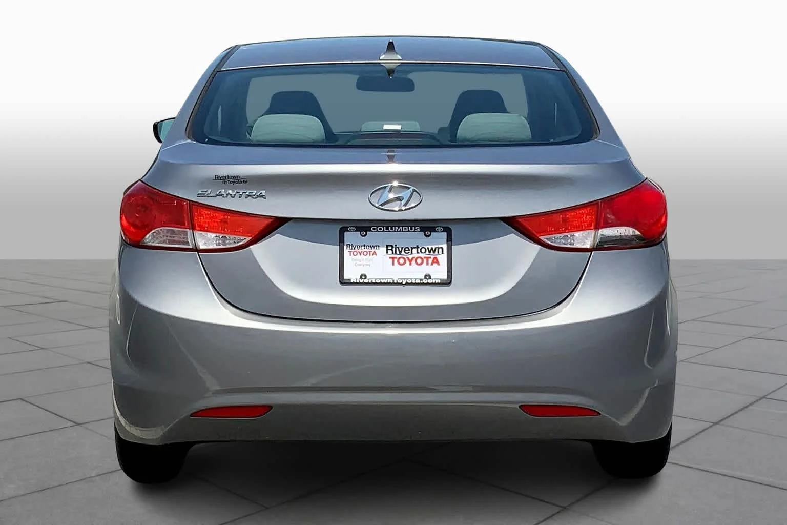 Used 2011 Titanium Gray Metallic Hyundai GLS image 4