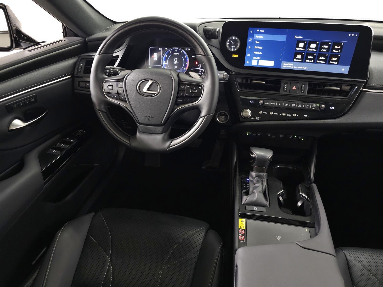 Certified Used 2023 Iridium 1l2 Lexus Luxury image 17