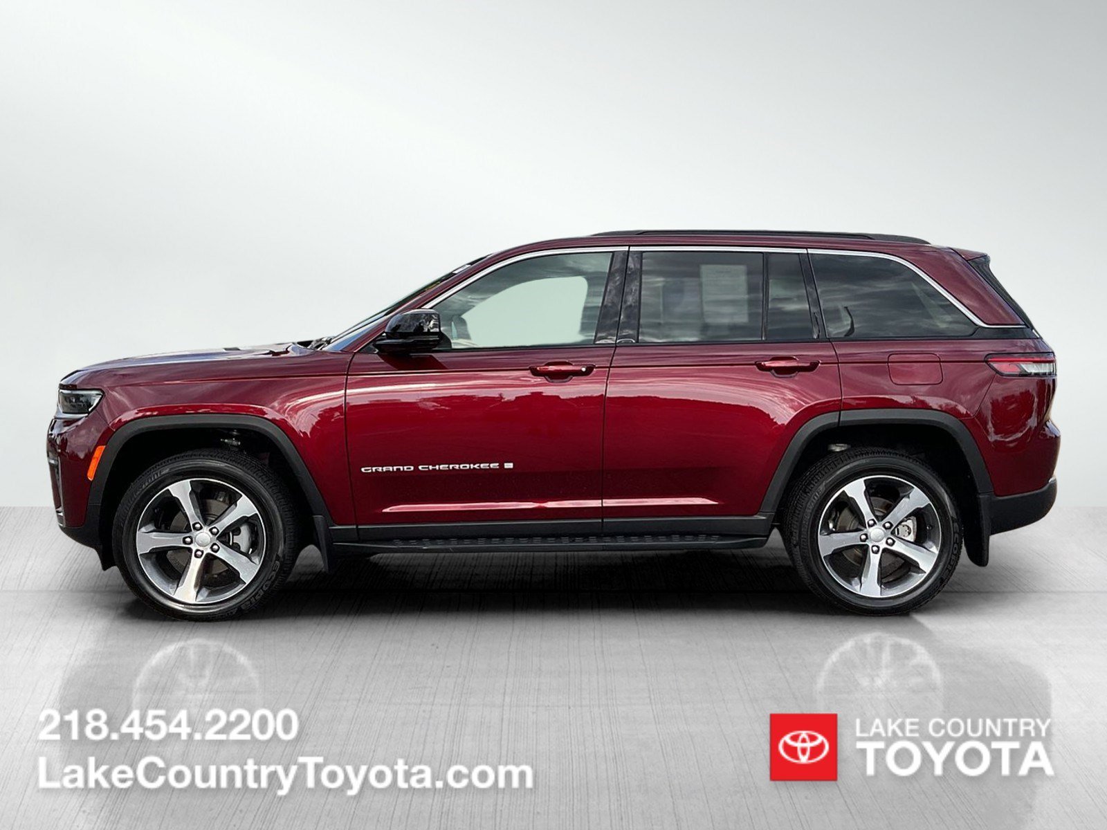 Used 2026 Jeep Grand Cherokee Limited with VIN 1C4RJHBR0TC201866 for sale in Brainerd, Minnesota