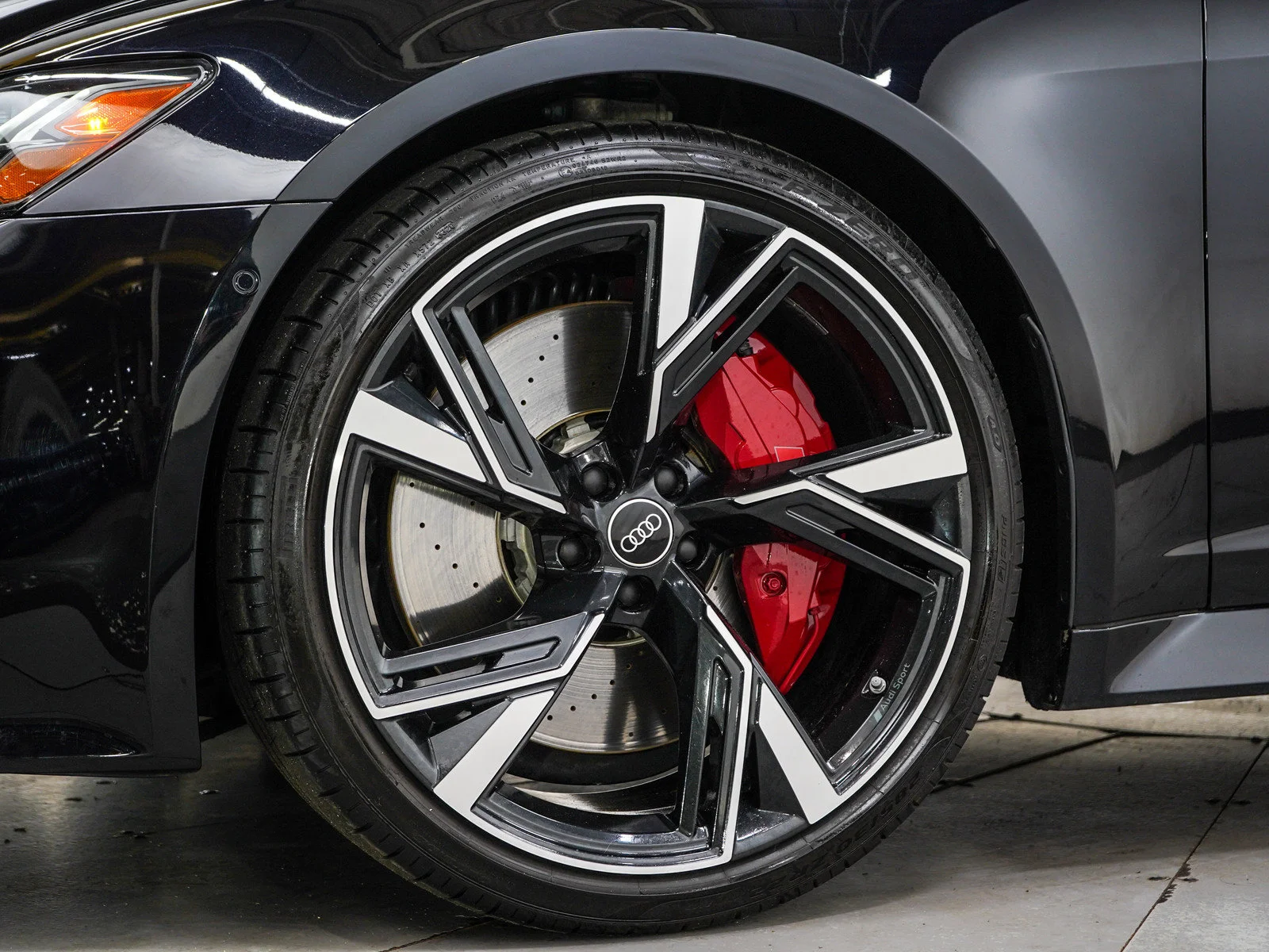 Used 2021 Mythos Black Metallic Audi 4.0 image 43