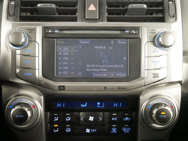 Used 2014 Blizzard Pearl Toyota Limited image 19