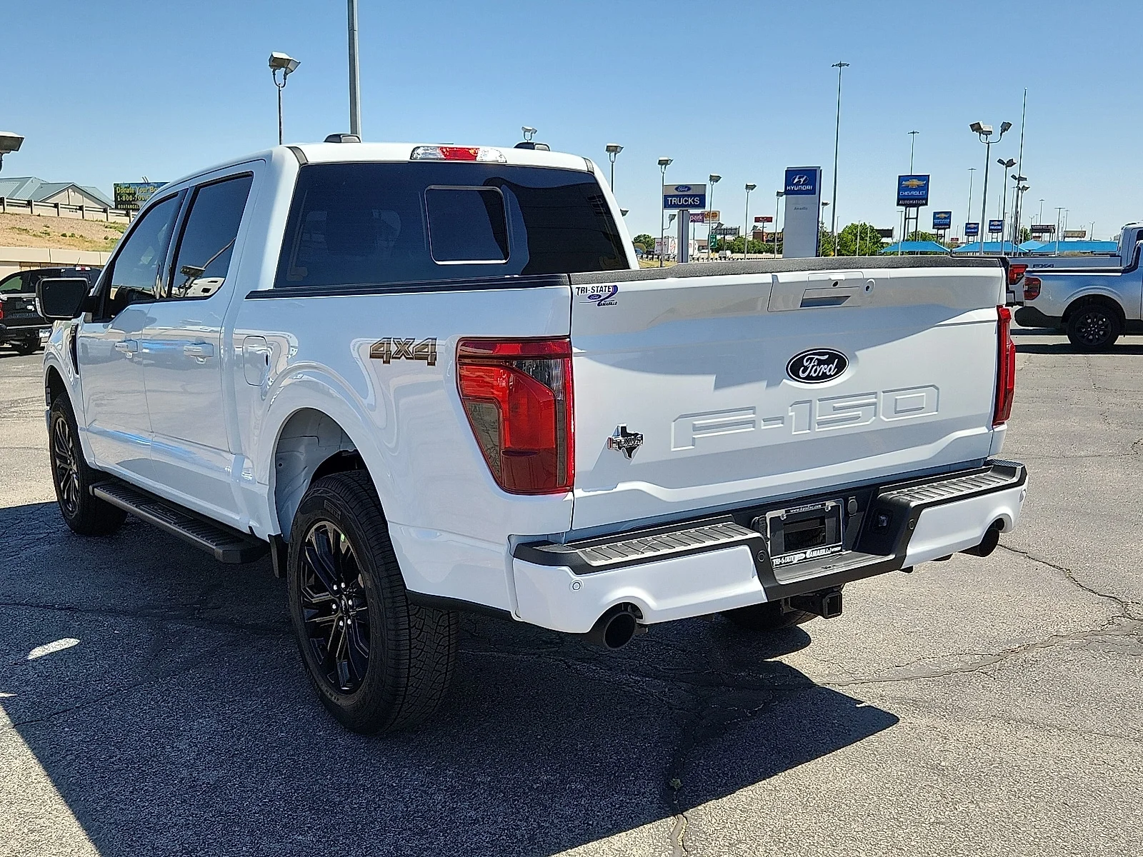 New 2026 Oxford White Ford XLT image 3