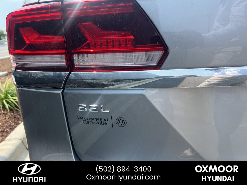 Used 2022 Pyrite Silver Metallic Volkswagen 2.0T SEL image 13