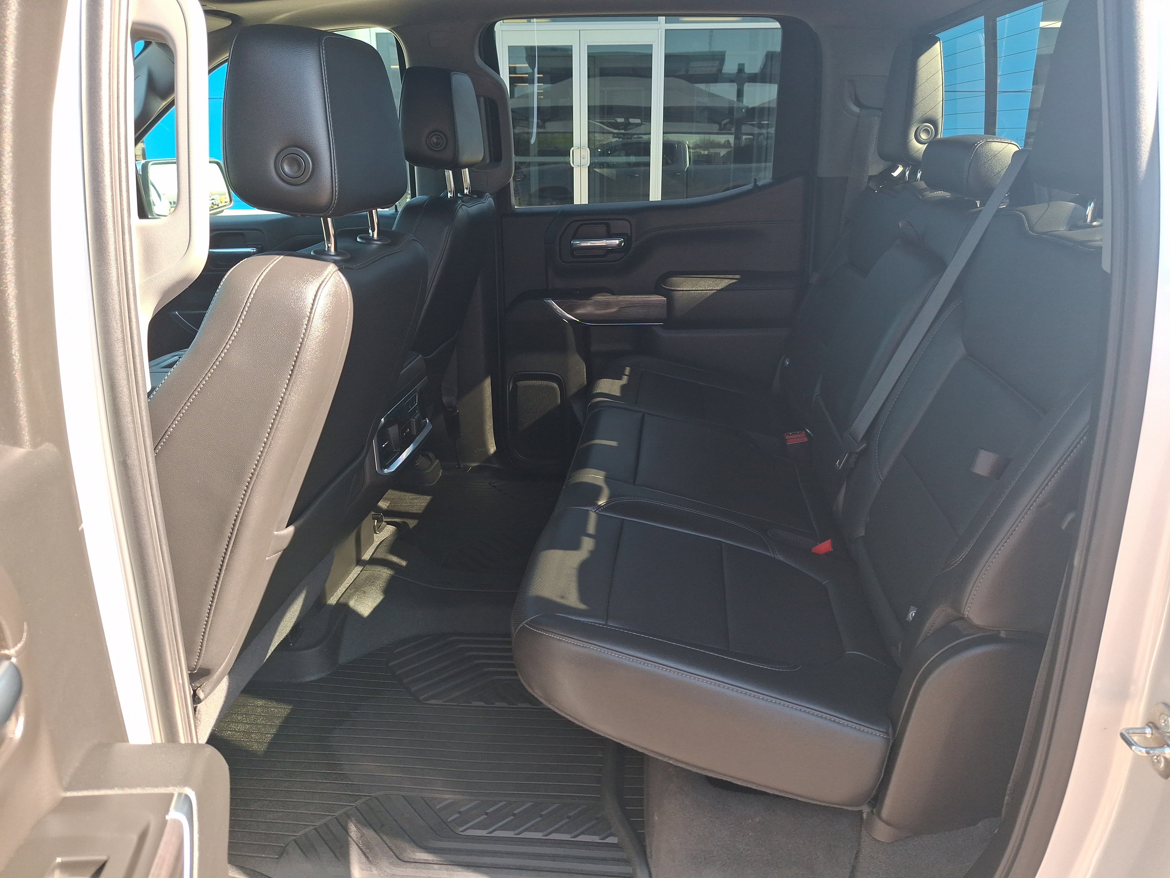 Used 2020 SILVER ICE METALLIC Chevrolet LTZ image 10