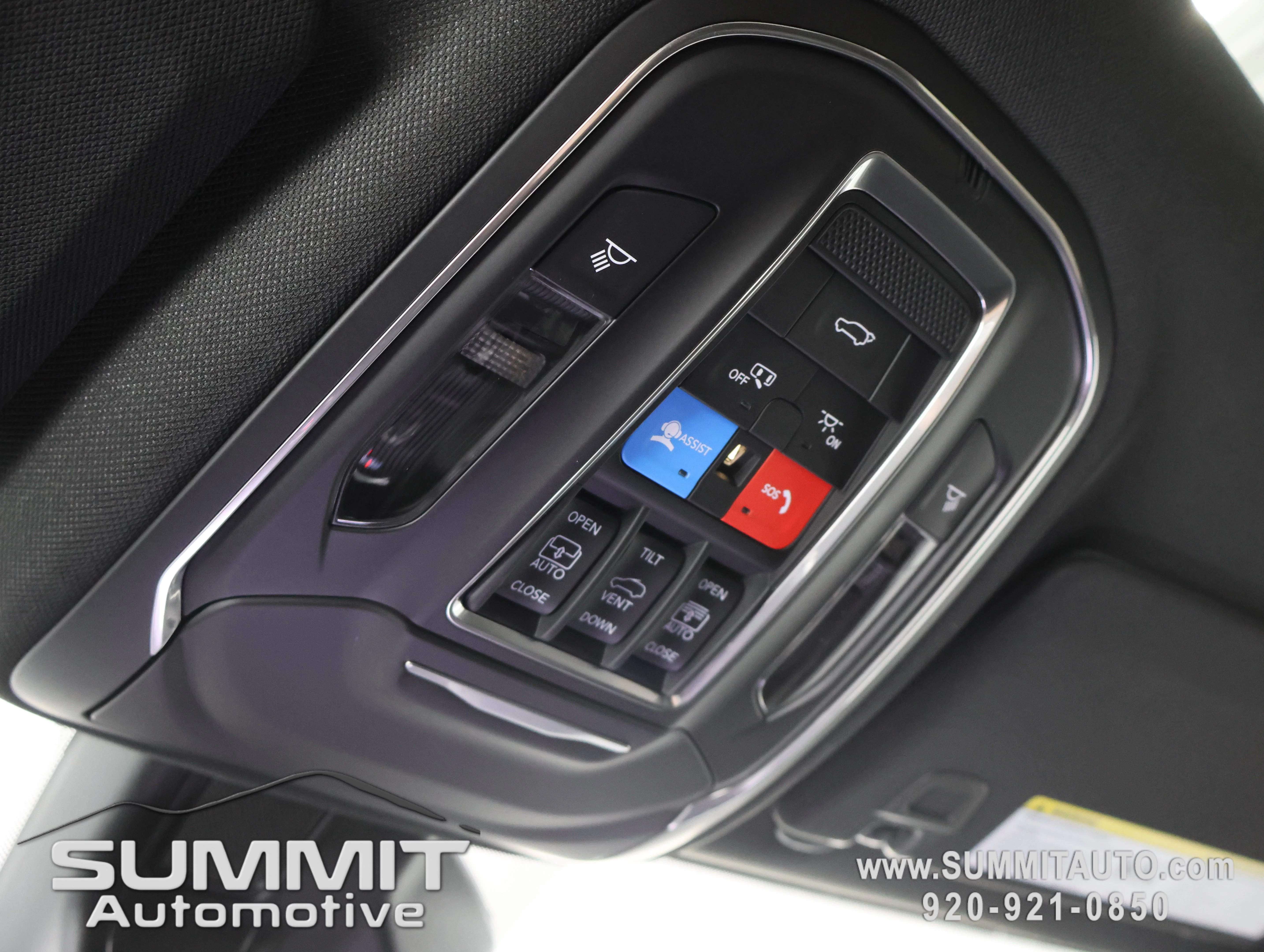 New 2026 Diamond Black Crystal Pearlcoat Jeep Limited image 67