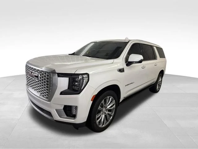 2021 GMC Yukon Denali 2WD's photo
