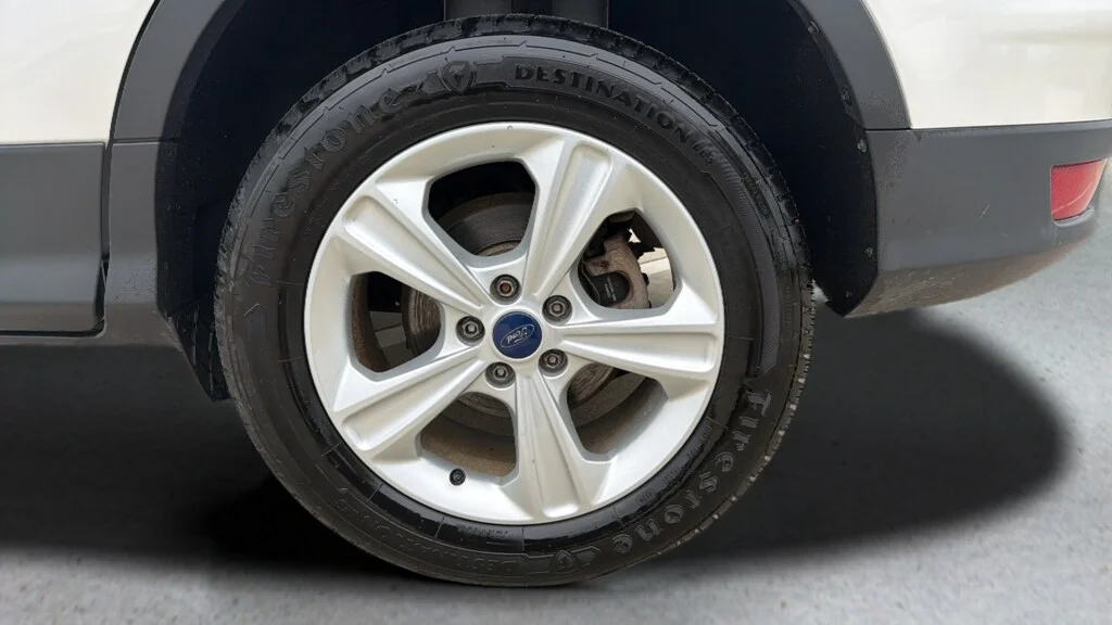 Used 2014 Oxford White Ford SE image 15