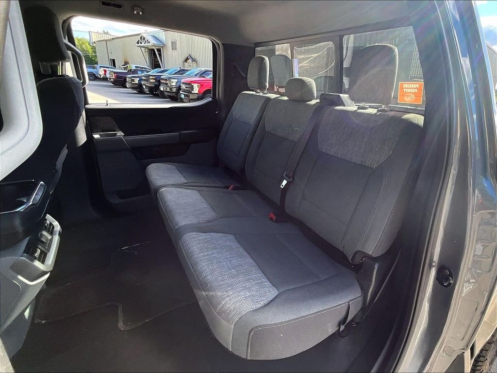 Used 2023 Gray Metallic Ford XLT image 15