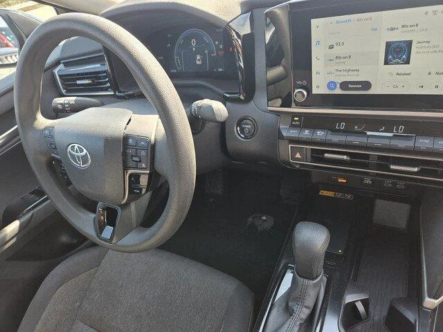 Used 2025 BLACK Toyota LE image 34