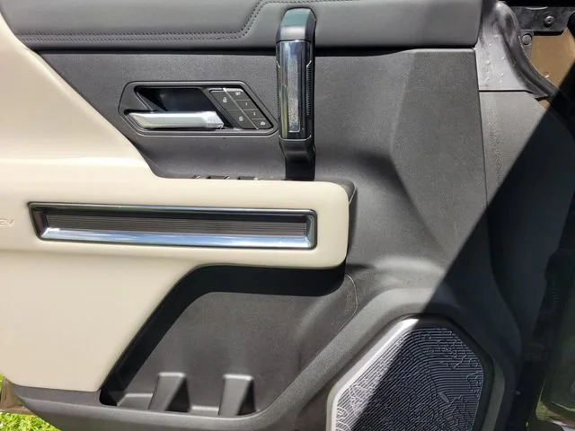 2026 GMC HUMMER EV 2X - Photo 20