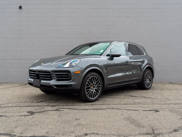 2023 Porsche Cayenne 