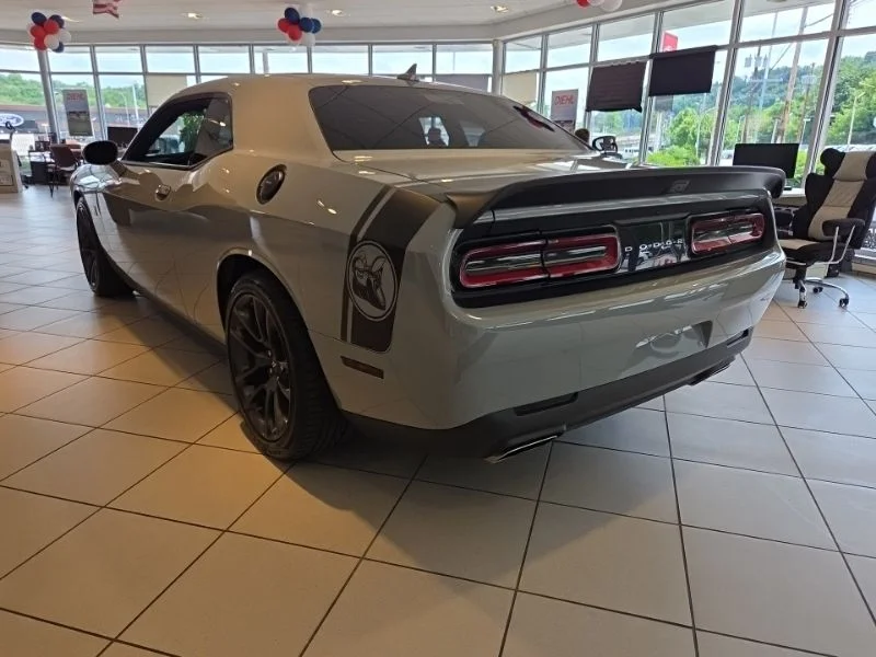 Used 2021 Gray Dodge R/T Scat Pack image 5