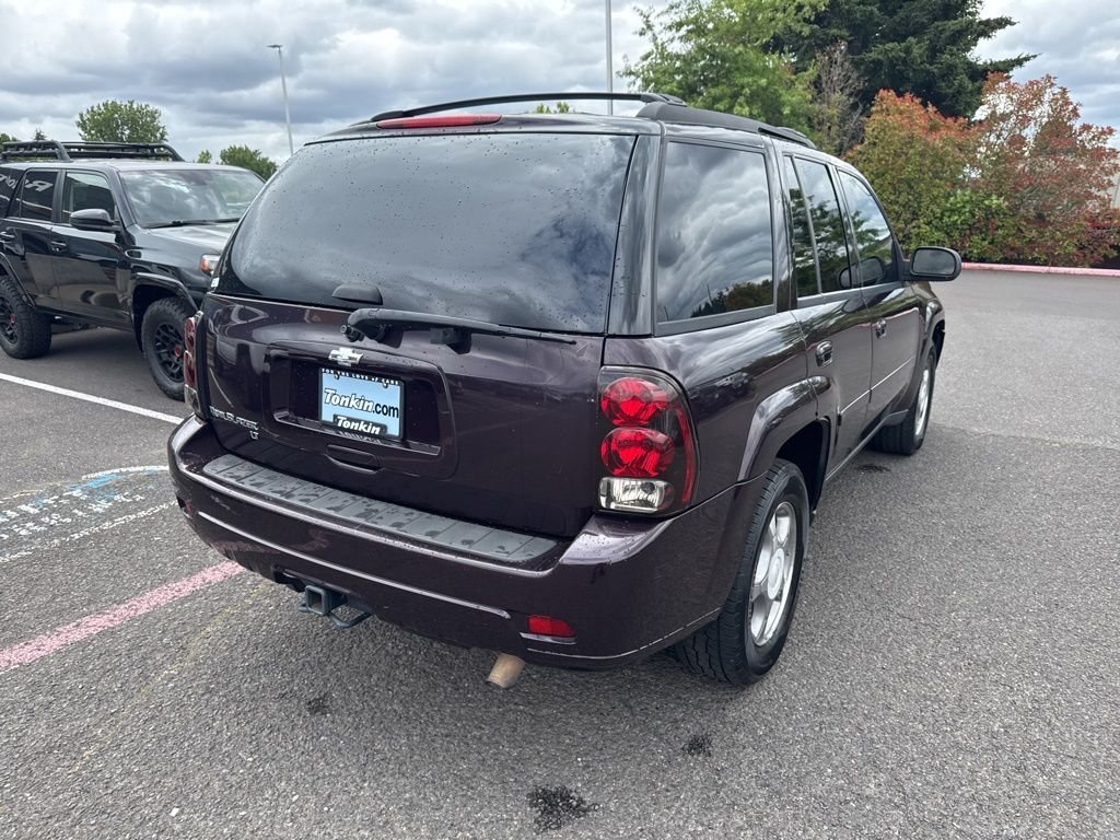 Used 2009 Red Chevrolet LT image 10