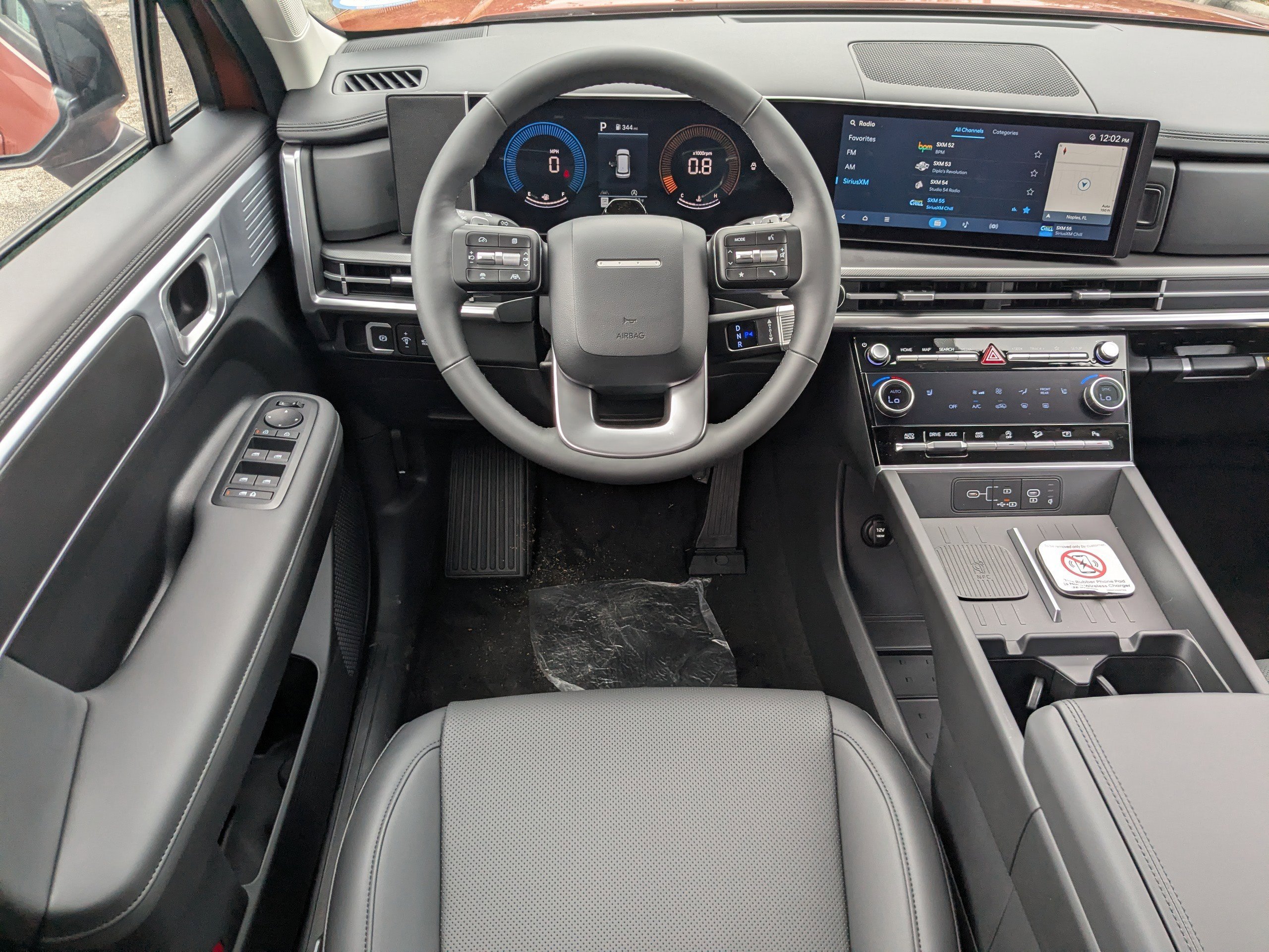 2025 Hyundai Santa Fe XRT - Photo 11