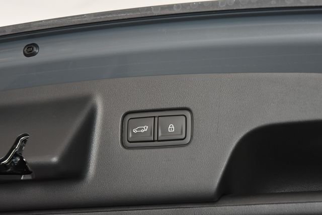 New 2026 Gray Hyundai SEL 8P image 25