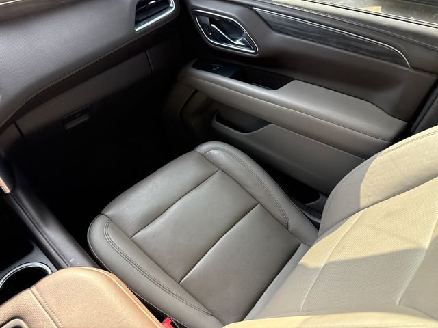 Used 2021 White GMC SLT image 12
