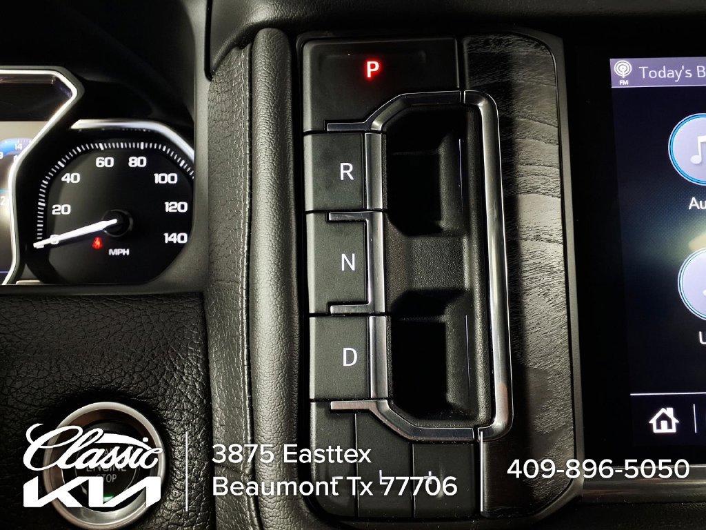 Used 2021 White GMC Denali image 20