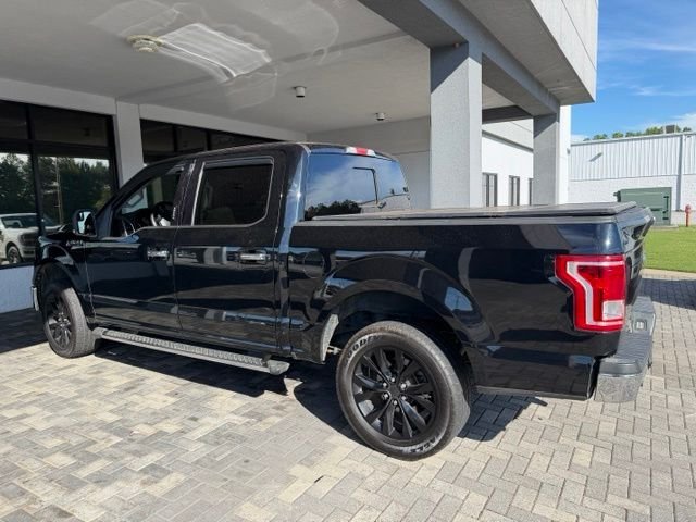 Used 2016 Black Ford XLT image 3