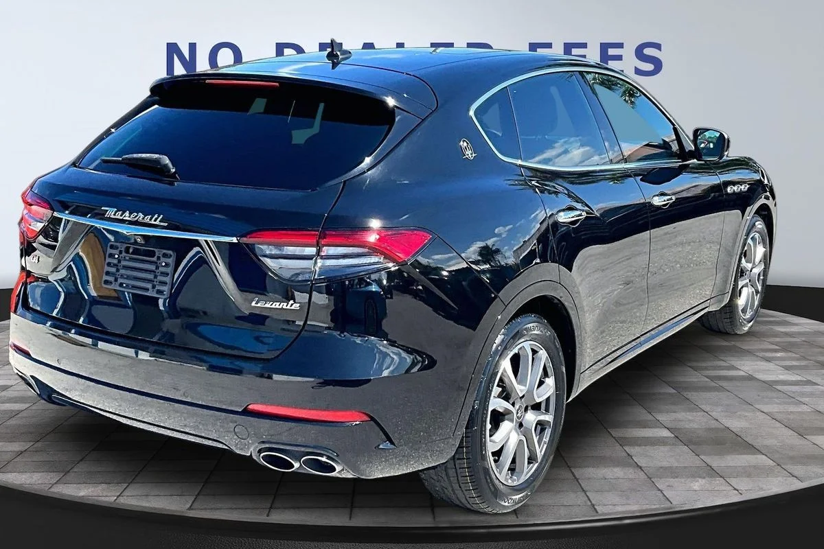 Used 2021  Maserati  image 6