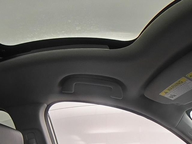 Used 2020 White Honda EX-L image 41