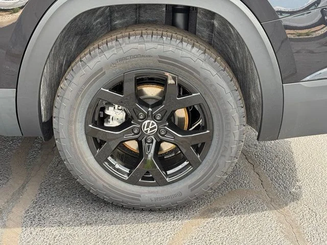 New 2026 Black Volkswagen 2.0T Peak Edition image 6
