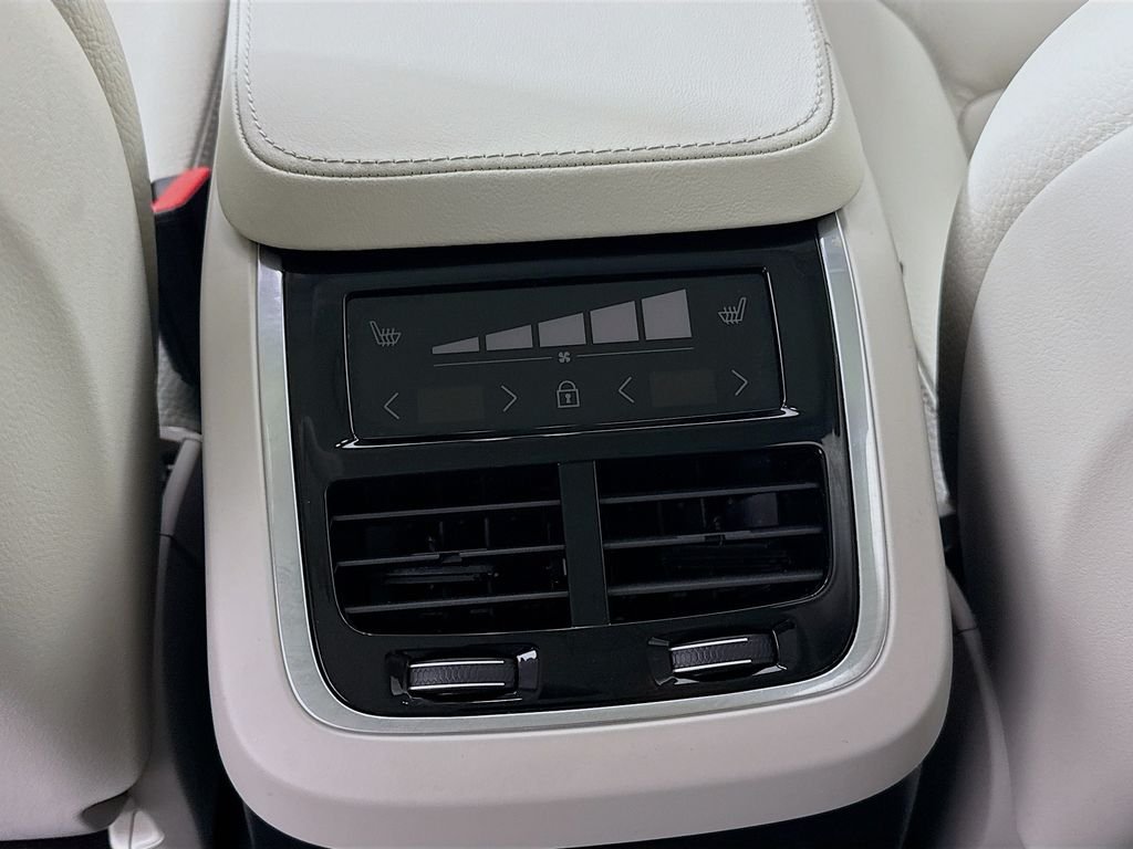 Used 2024 White Volvo T8 Plus Bright Theme 7 Passenger image 25