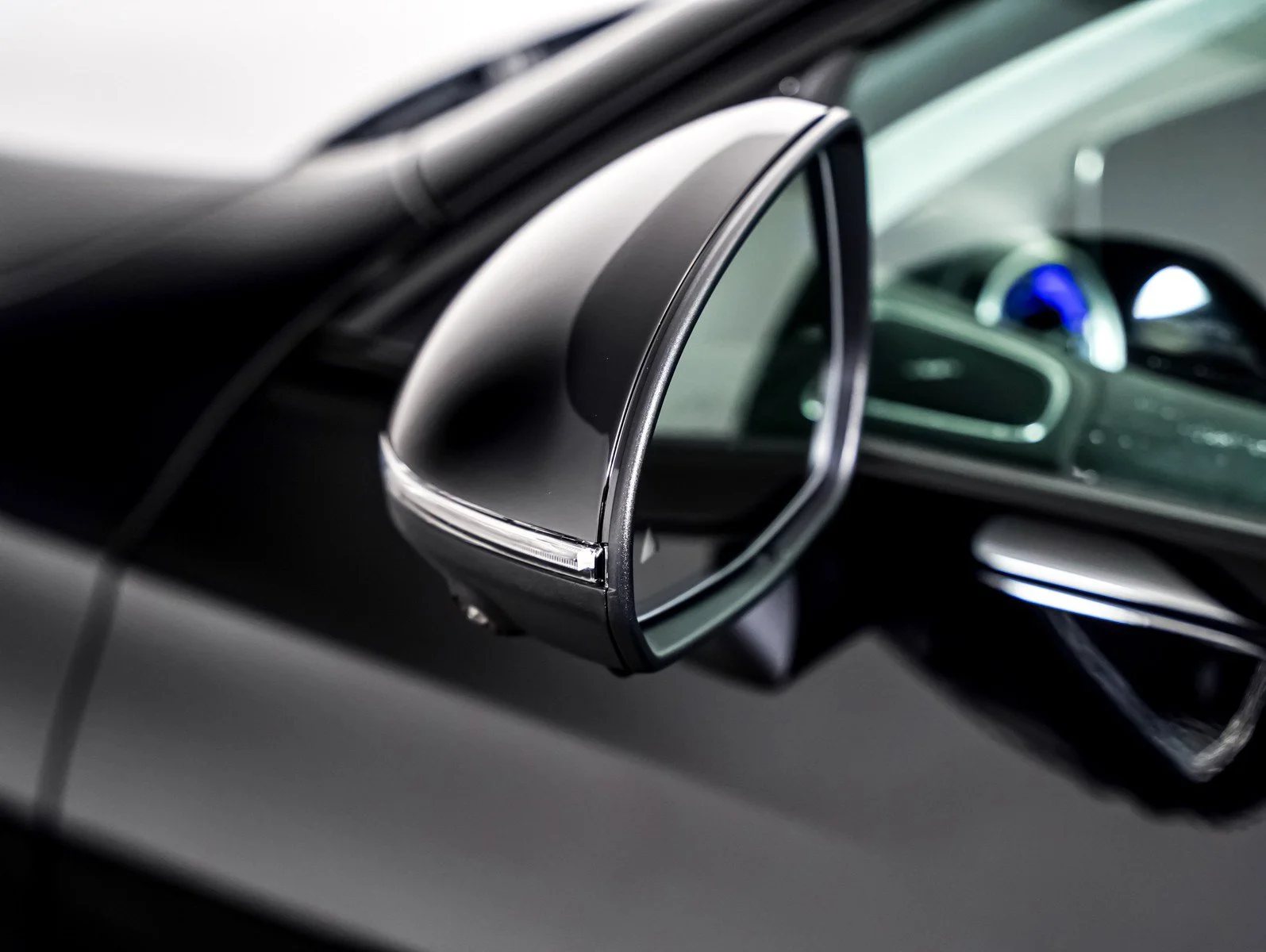 New 2027 Black Mercedes-Benz CLE 300 4MATIC® image 23
