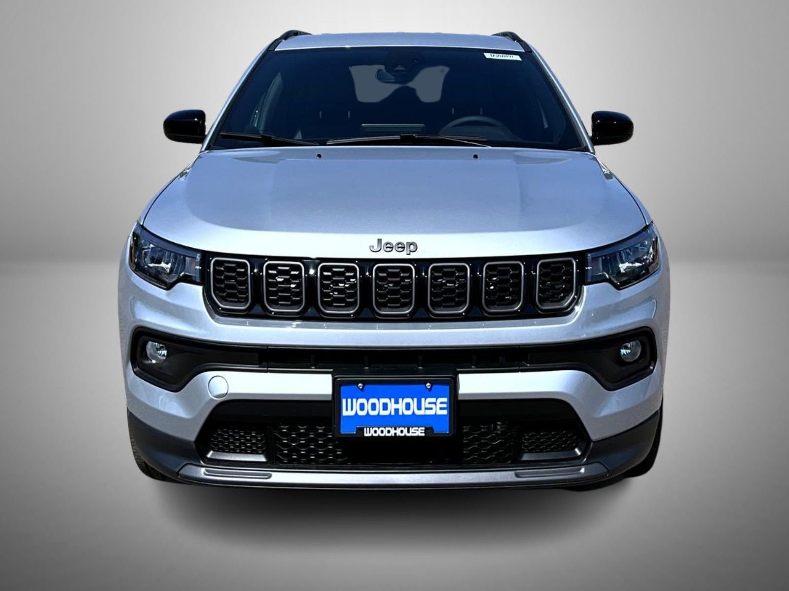 New 2026 Silver Zynith Metallic Clear-Coat Exterior Paint Jeep Latitude image 2