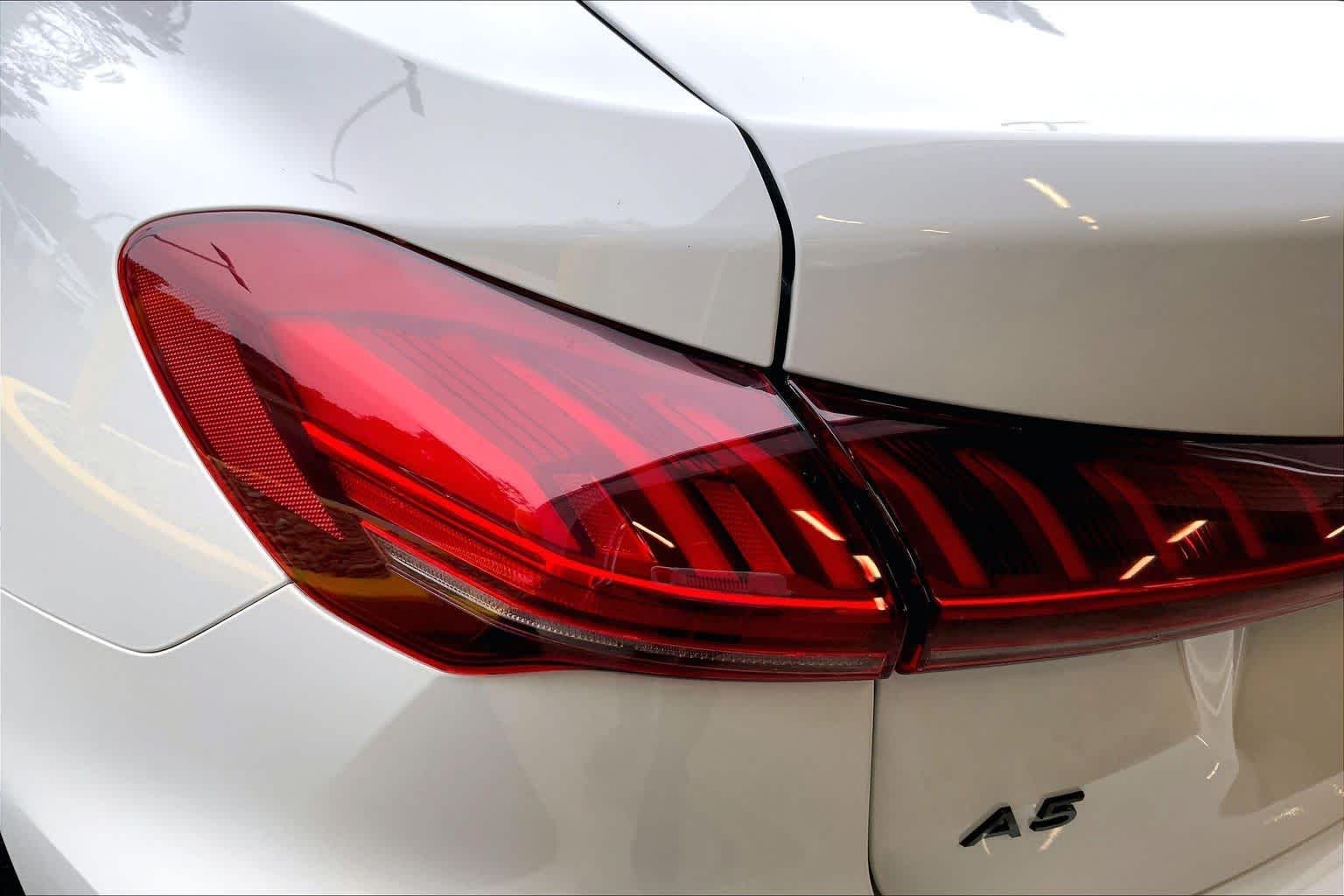 Used 2025 Glacier White Metallic Audi Premium Plus image 28