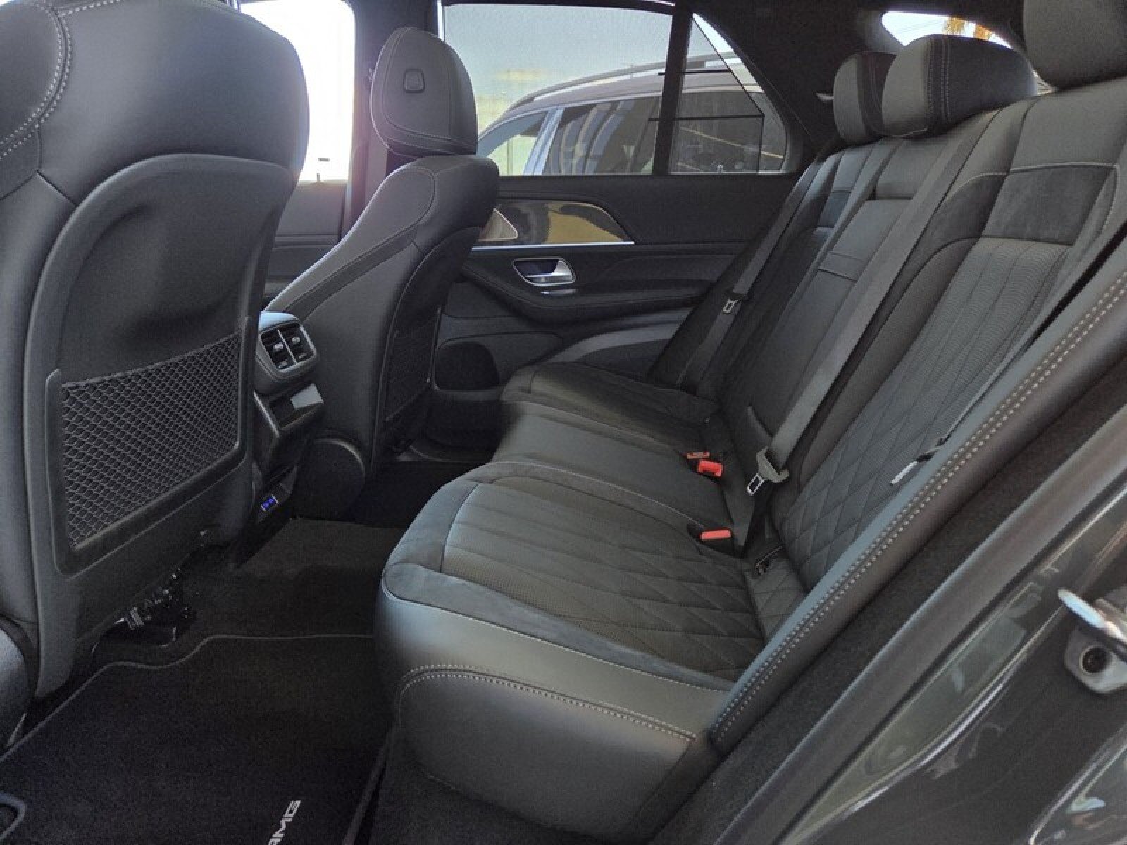 New 2026 MANUFAKTUR Silicon Grey Mercedes-Benz AMG® GLE 63 S 4MATIC+ SUV image 13