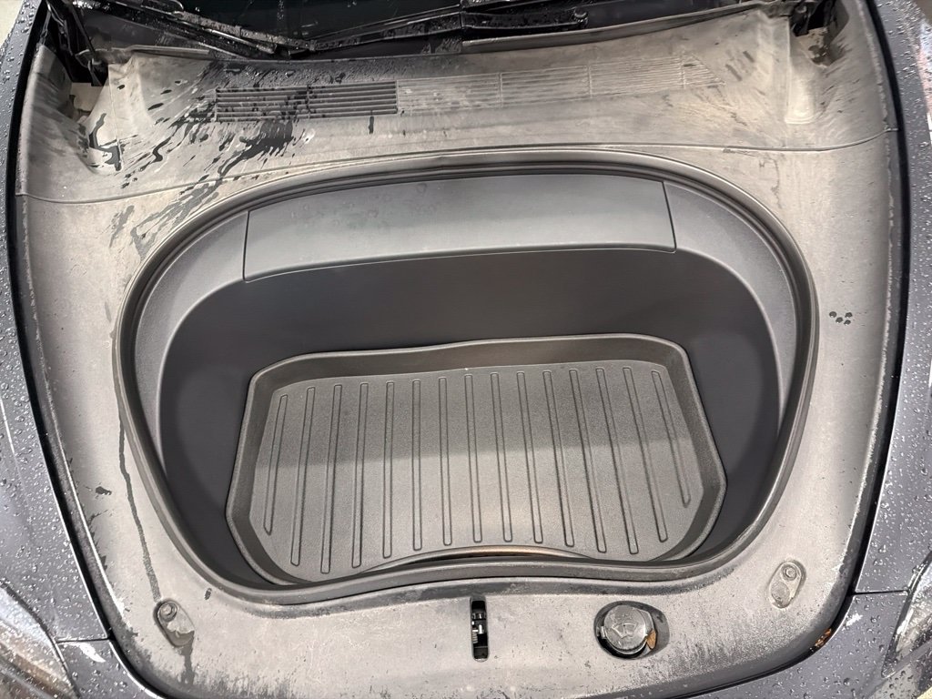 Used 2024 Stealth Gray Tesla Long Range image 11