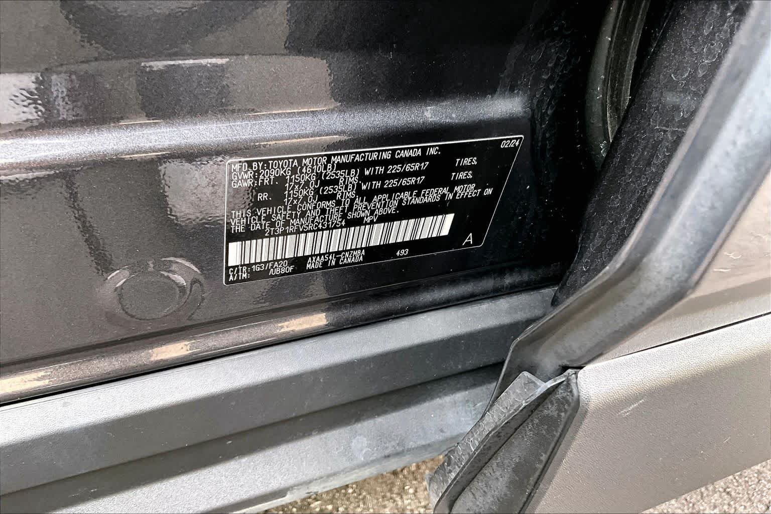 Used 2024 Magnetic Gray Metallic Toyota XLE image 33